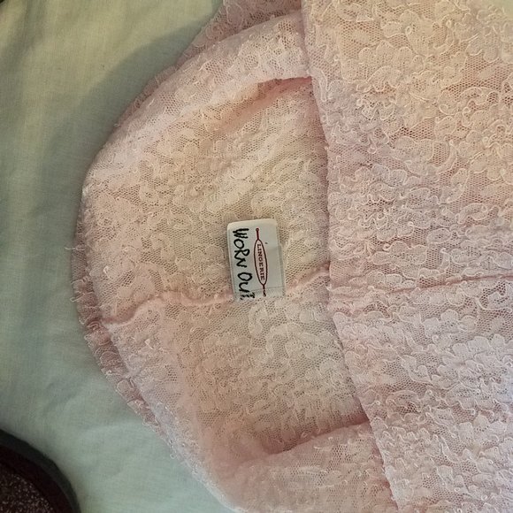 Pink lace camisole - Picture 4 of 6